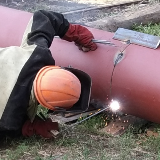 Installation and lining of equipment at the customer site