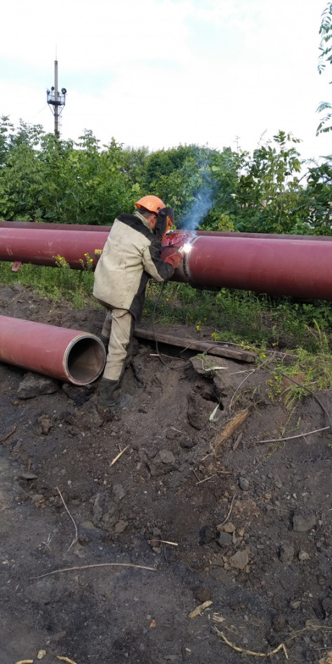 Installation and lining of equipment at the customer's site